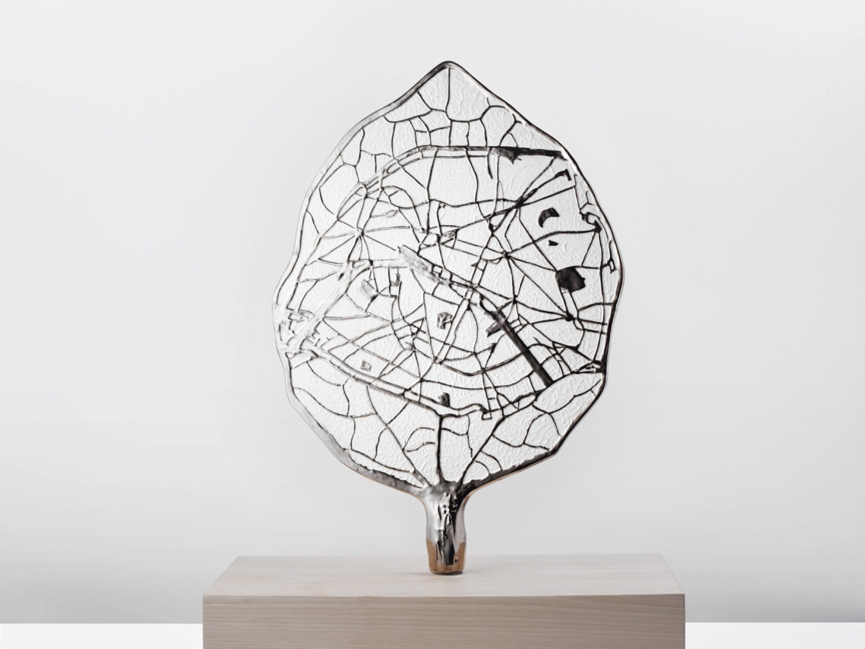 Paris City Leaf silver porcelain