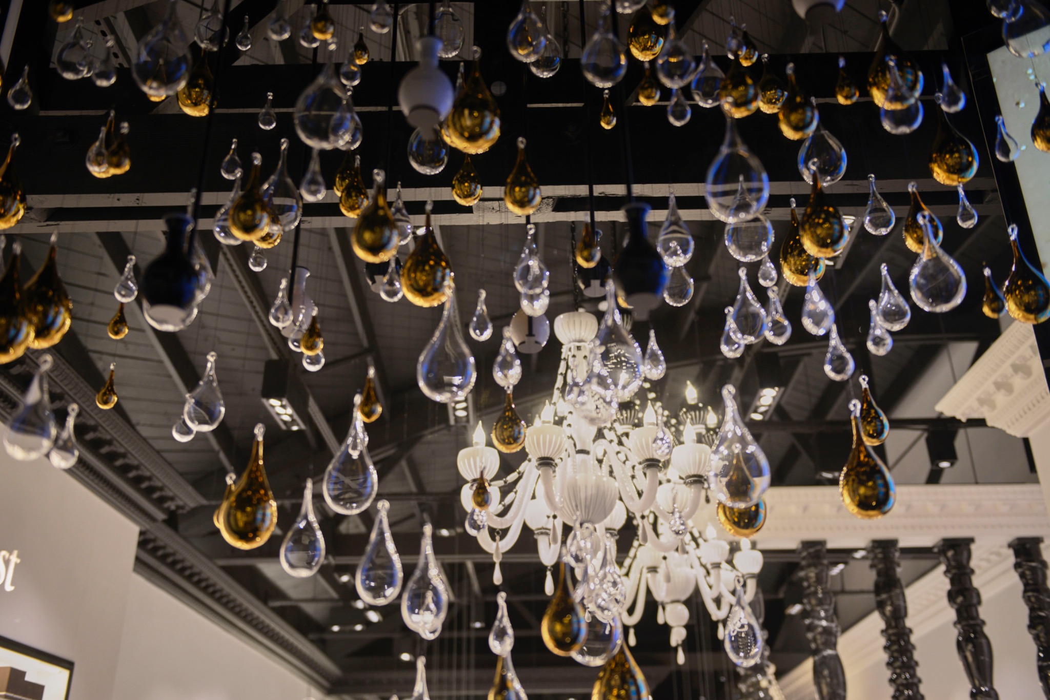 The Harmonist installation and screens