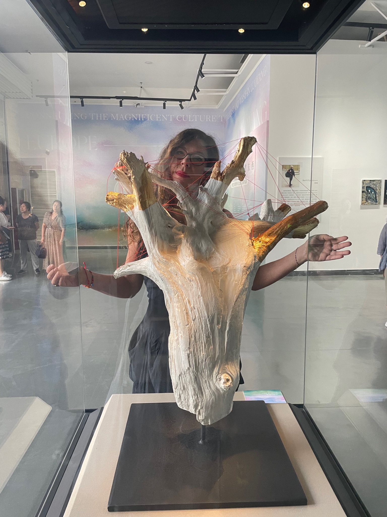Nathalie Auzépy with SOUL TREE during its presentation in China