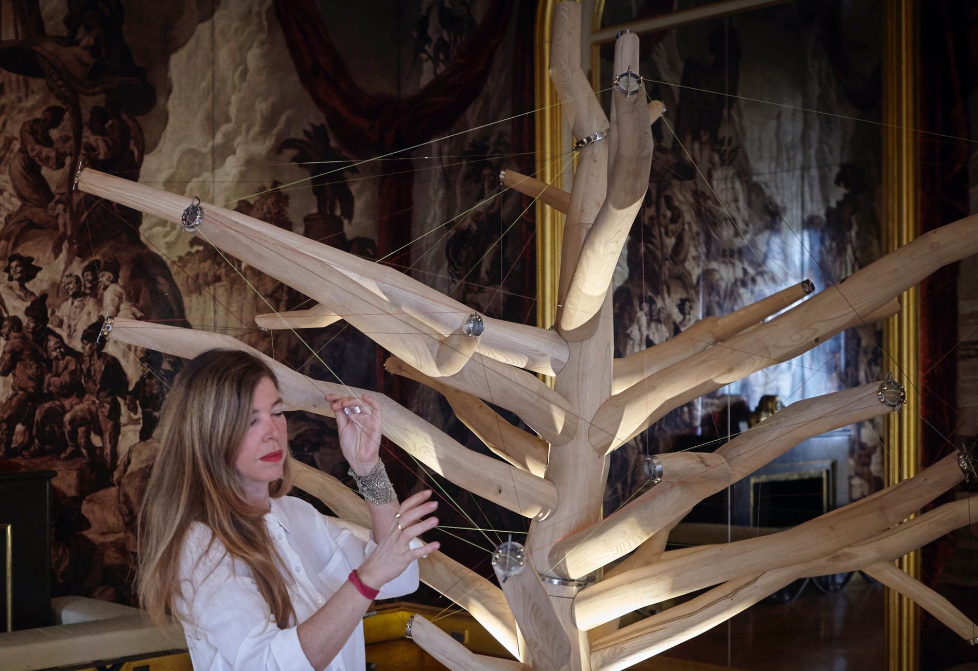 Nathalie Auzépy interacting with L’Arbre de Vie