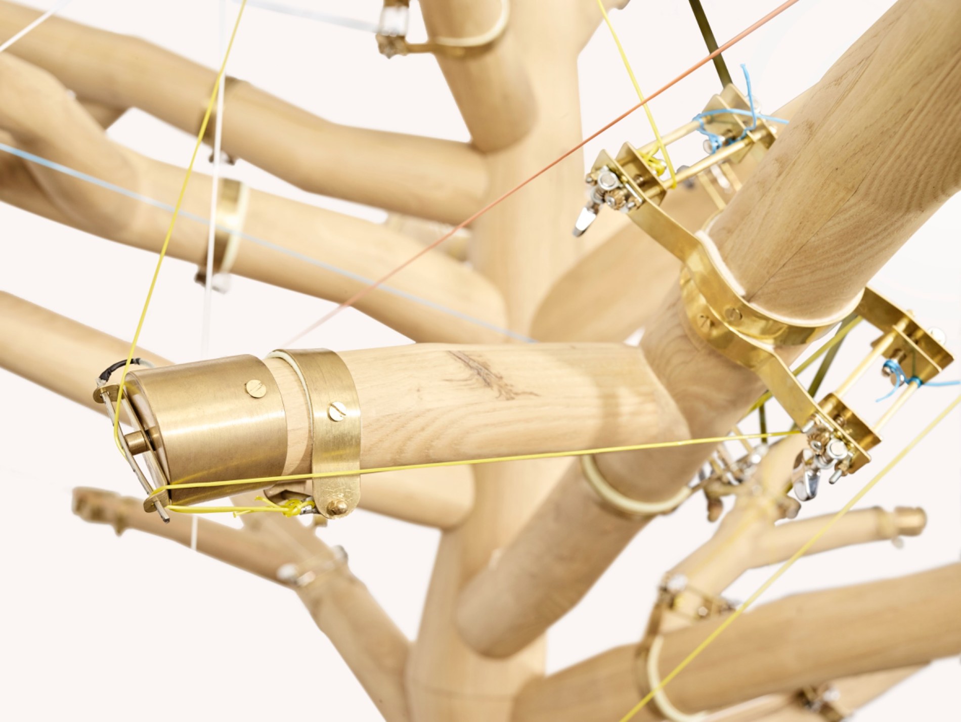 Detailed branches and strings of L’Arbre de Vie
